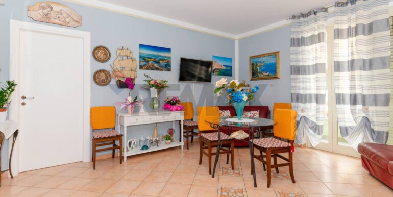 20250828113859-976135-0