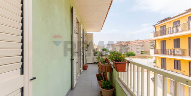 20250828113901-976135-7