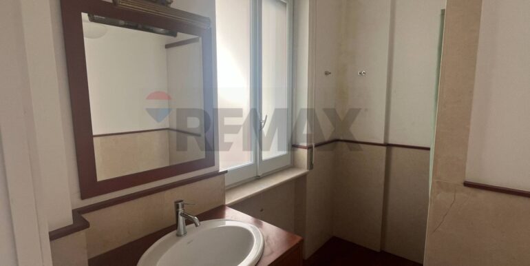 20250828161206-976230-4