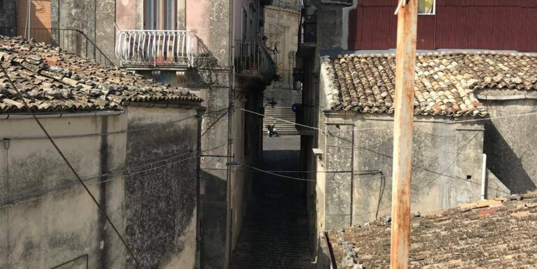 20250828170943-976254-2