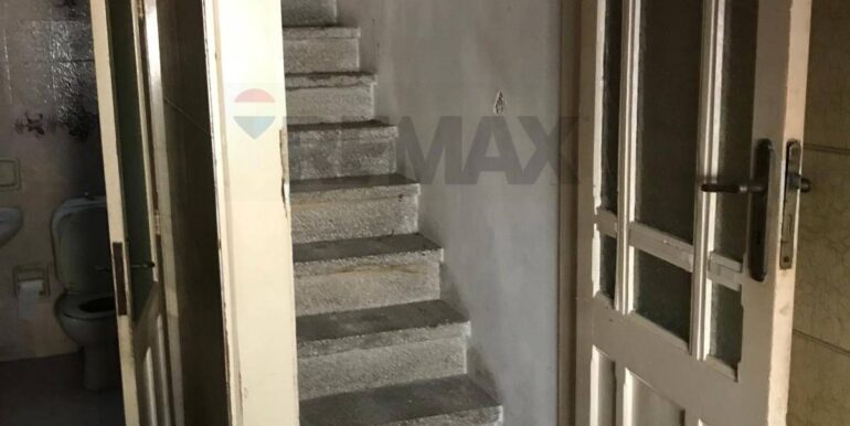 20250828171005-976254-11