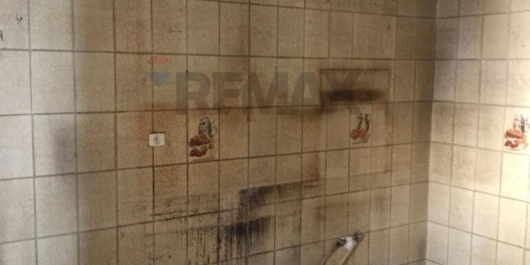 20250828171008-976254-12