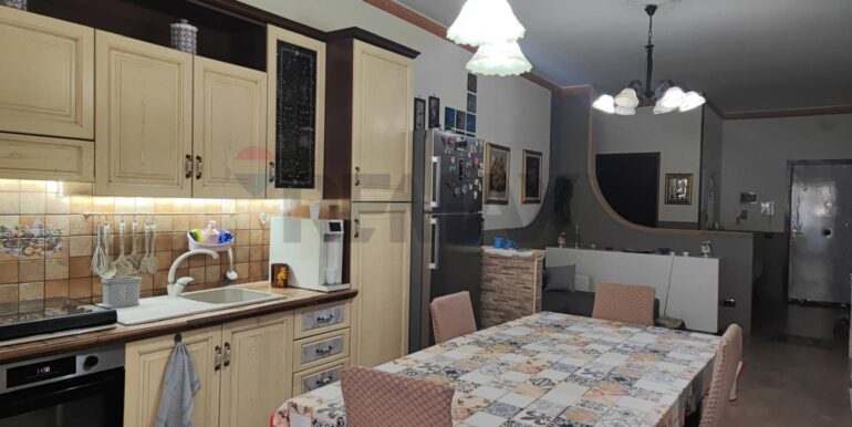 20250828174138-976115-3