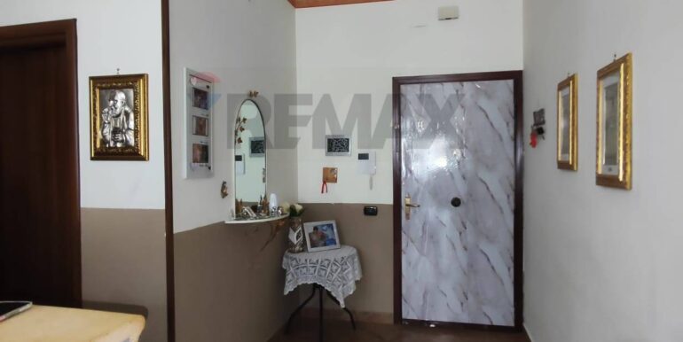 20250828174216-976115-11