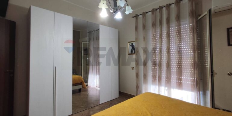 20250828174432-976115-19