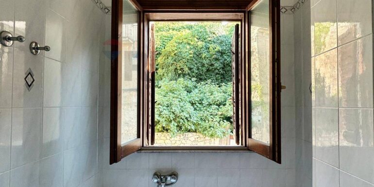 20250829111750-976418-20