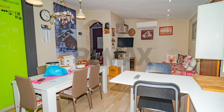 20250829135202-976469-2