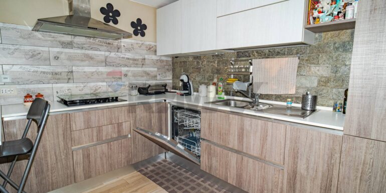 20250829135202-976469-3