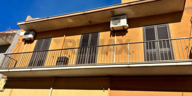 20250829183703-976633-0