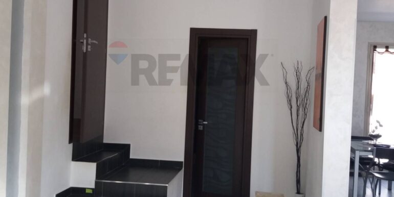 20250829183706-976633-15