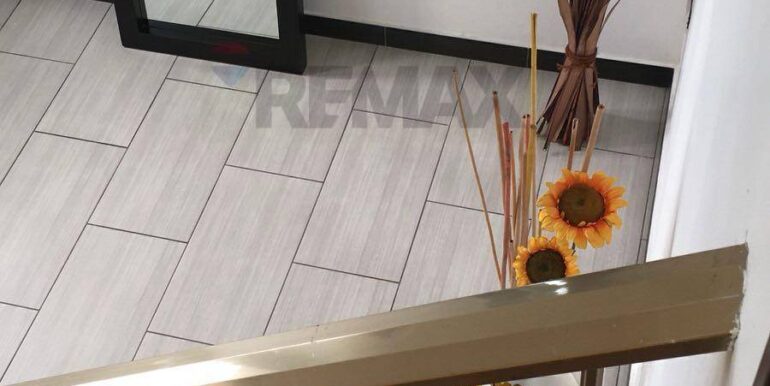 20250829183706-976633-18