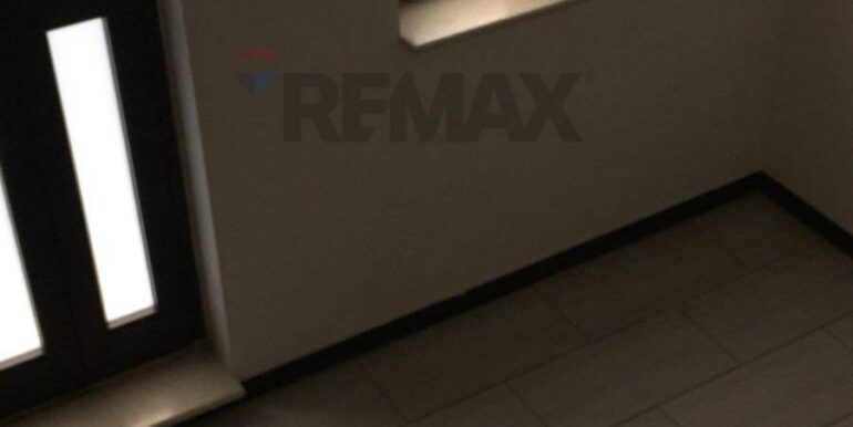 20250829183707-976633-21