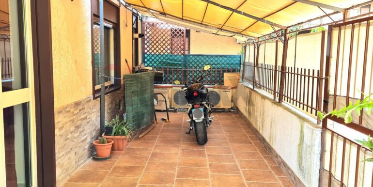 2025082983012-976086-16