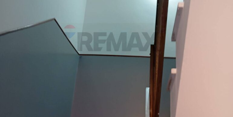 2025083001710-976679-15