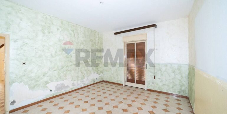 20250901124155-976931-7