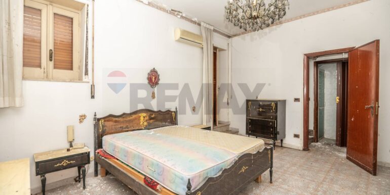 20250901184239-976444-7