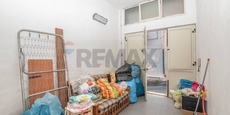 20250901184619-976444-13