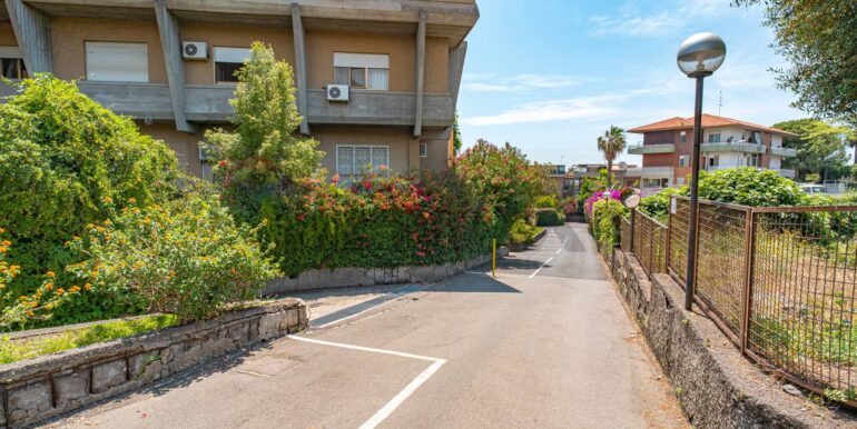 20250903123645-977442-13