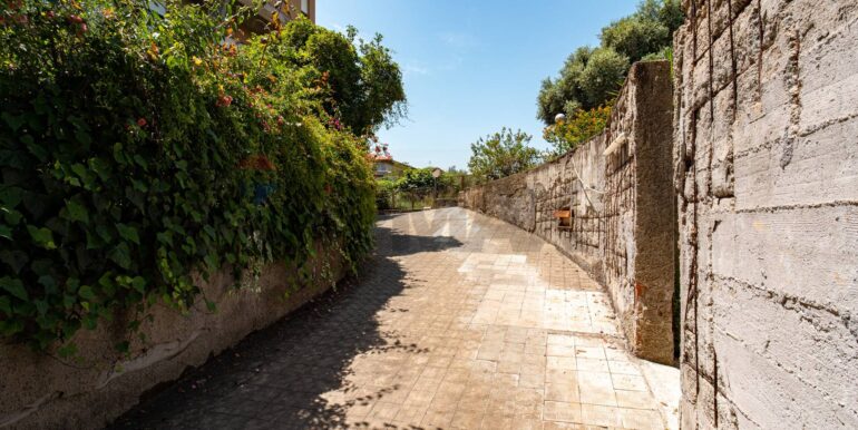 20250903123646-977442-17