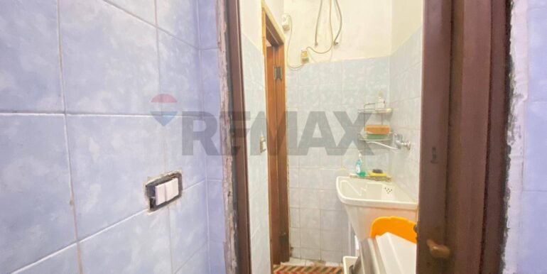 20250903160119-977422-18