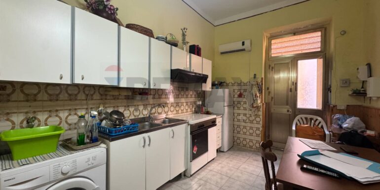 20250903184207-977678-14