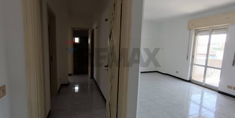 20250903184607-977681-3