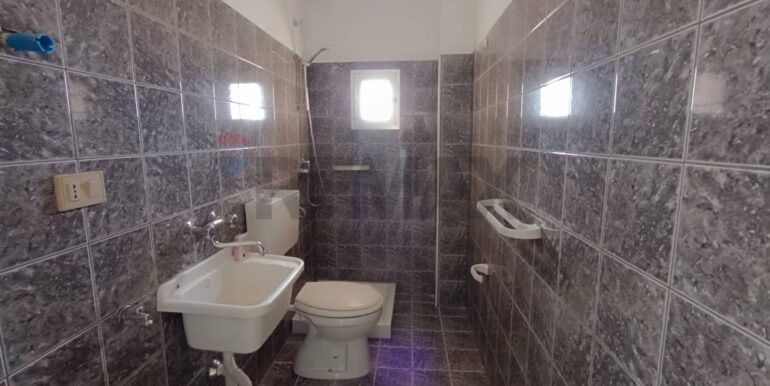 20250903184619-977681-7