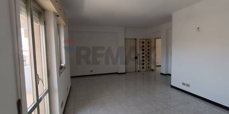 20250903184637-977681-12