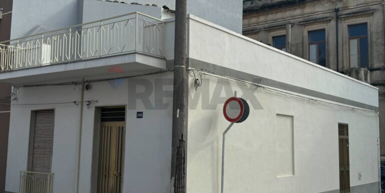 2025090395747-977335-0