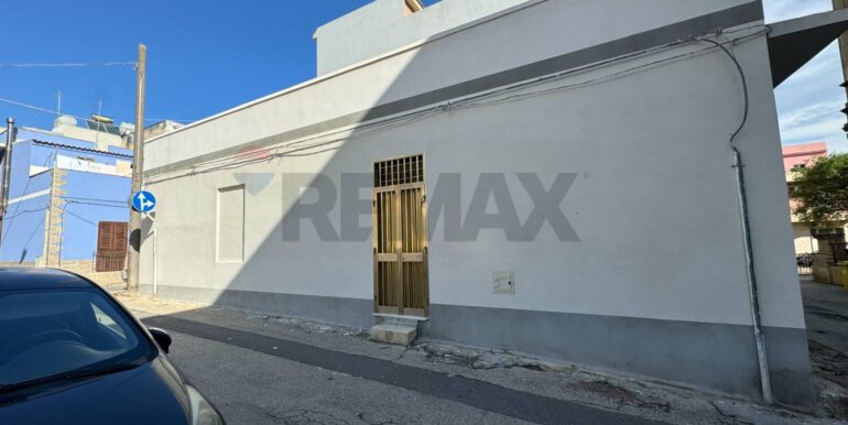 2025090395747-977335-3