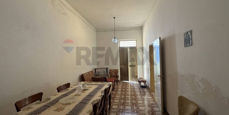 2025090395748-977335-10