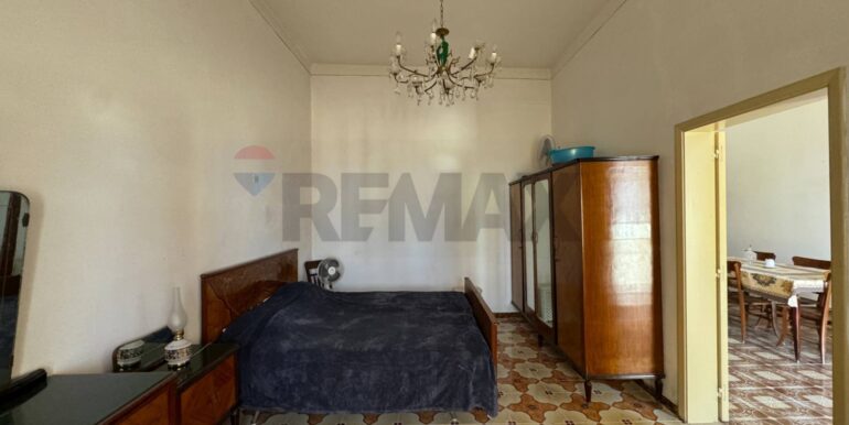 2025090395748-977335-7