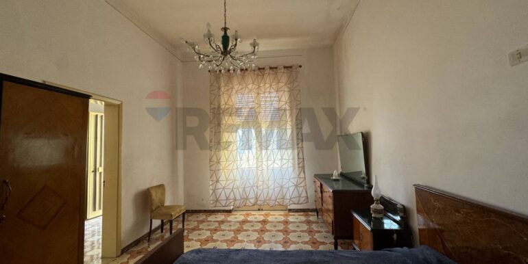 2025090395748-977335-8