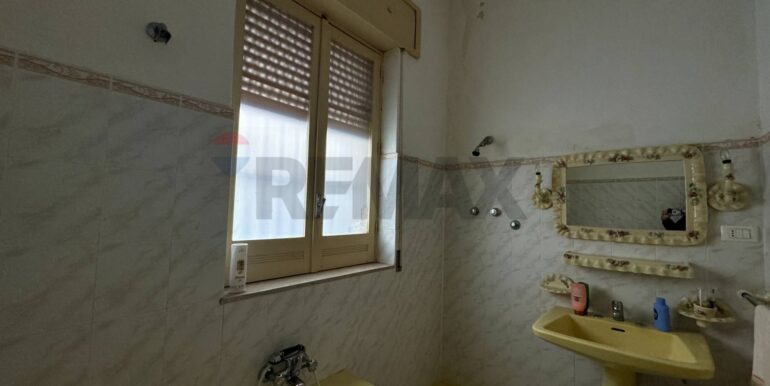 2025090395749-977335-16