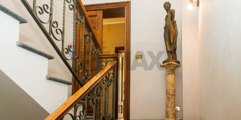 20250904125123-977981-12