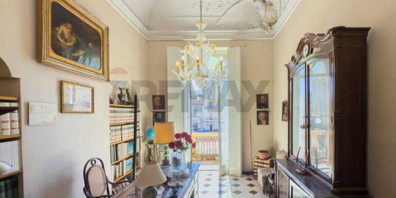 20250904125135-977981-15