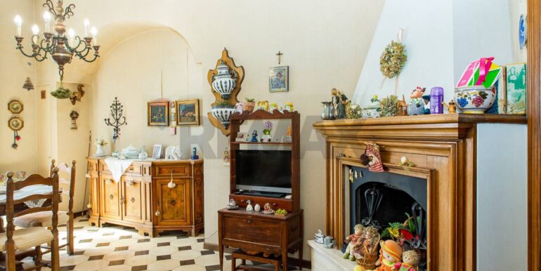 20250904125218-977981-28