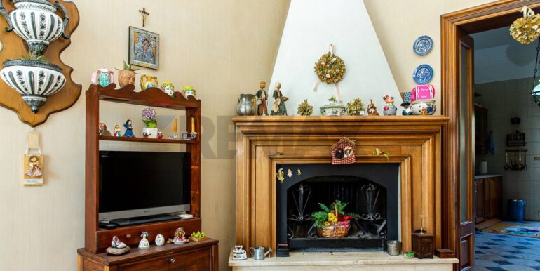 20250904125527-977981-72