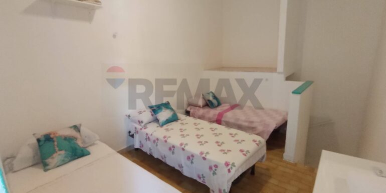 20250904165229-978021-9