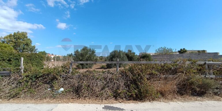 20250904174250-978037-3