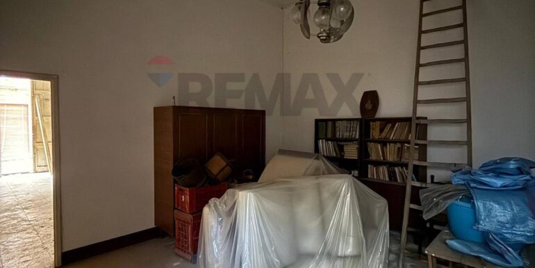 20250904174401-978040-4