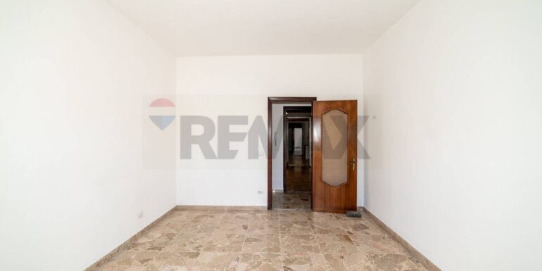 20250904182459-978028-4