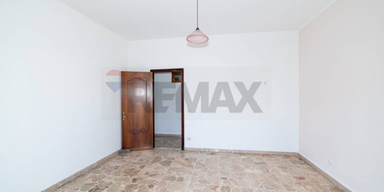 20250904182533-978028-10