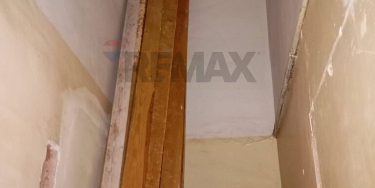 20250904190720-976403-6