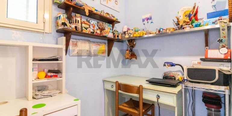 20250904191130-977982-12