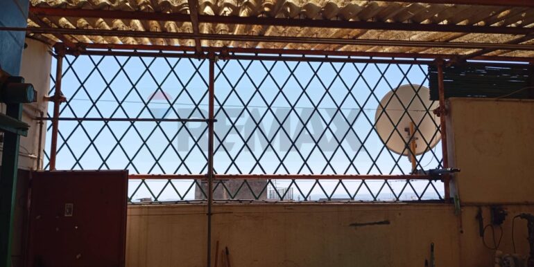 20250904195237-976678-18