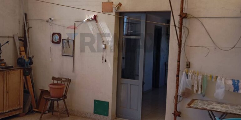 20250904195239-976678-19