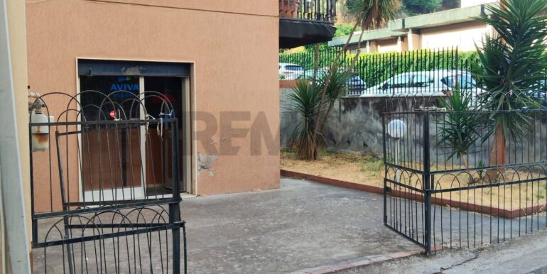 2025090491844-975355-3