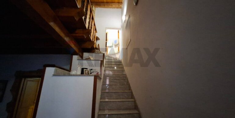 20250905121049-973920-18