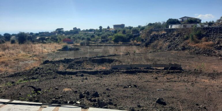 20250905183704-979229-12